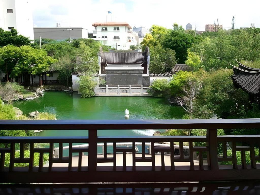 Peace Land Kume Naha Exterior foto